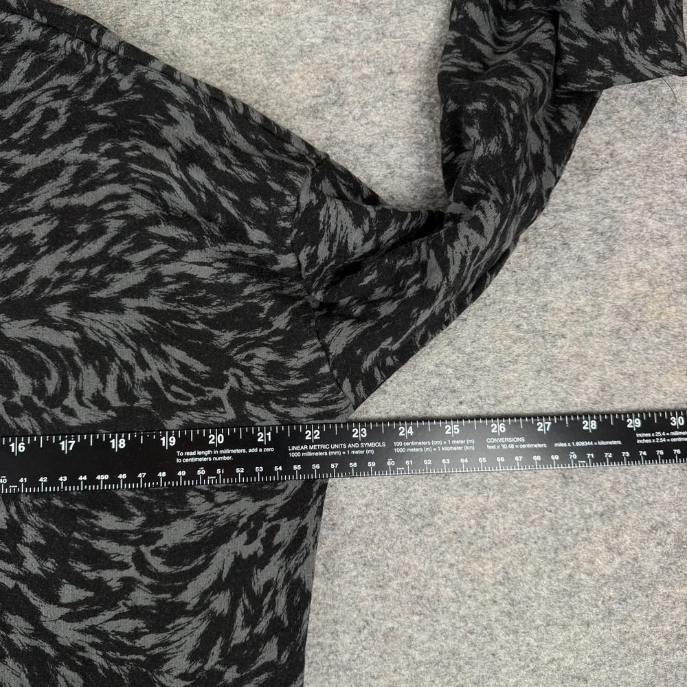 Athleta Balance Sweatshirt Animal Print Black Wmens‎ Small S - Picture 8 of 10